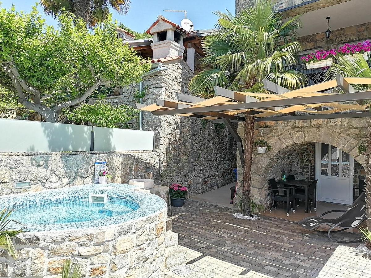 Apartman Brajutovci 26 Kornić Exteriér fotografie